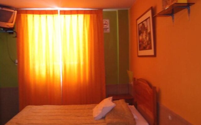 Hostal Sol de Oro Backpackers
