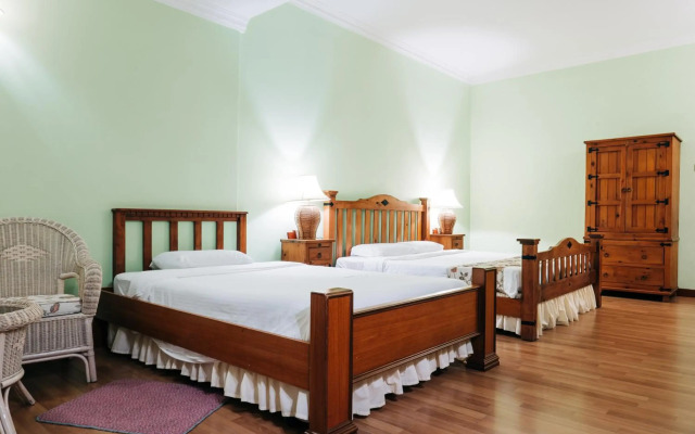 Hotel Casa Dela Rosa
