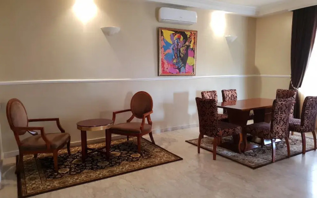 Serendib Hotel and Apartments