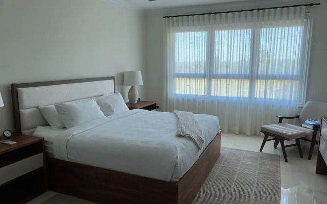 The Country Club Residences at Grand Reserve