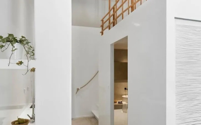 Arco Solium Suites Milos Family Suite