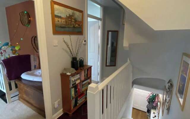 Spacious & Central 2BD House - Brighton