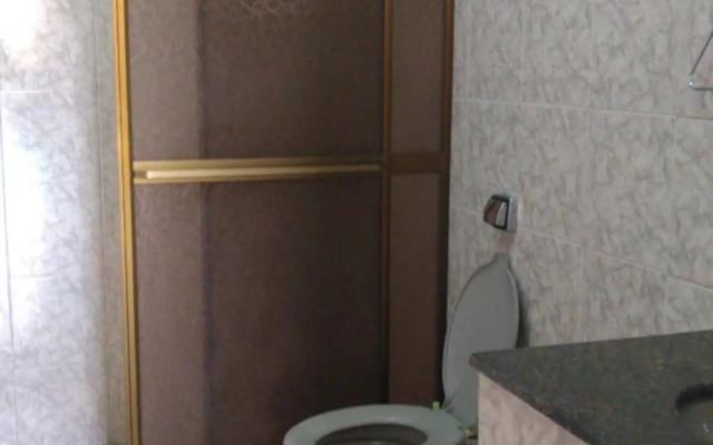 Casa muito espaçosa privativa com Piscina, Churrasqueira e área gourmet