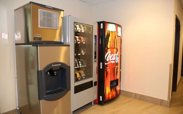 Prairie Moon Inn & Suites Unity