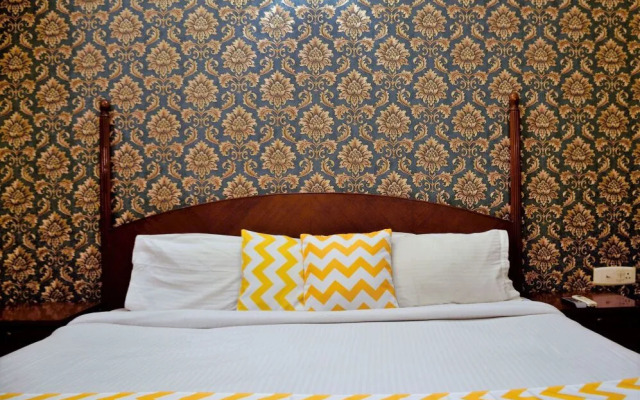 OYO 8465 near Sahara Mall