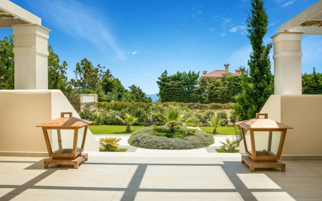 Ai Helis Beach House