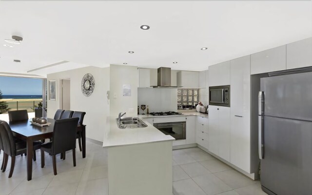 Coast Luxury Apartment 23