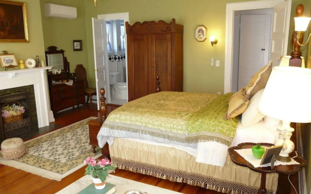 Berkeley House Bed and Breakfast
