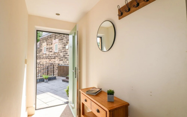 8 Tawney House