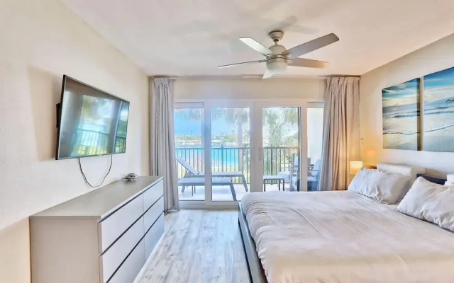 Land's End 1-206 Bay Front-premier