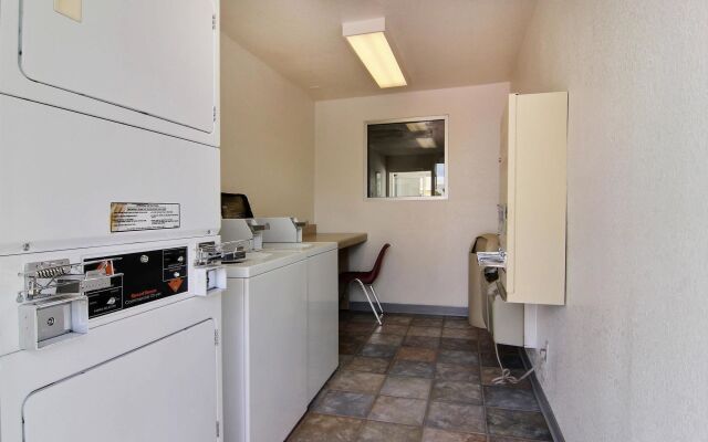 Motel 6 Gallup, NM