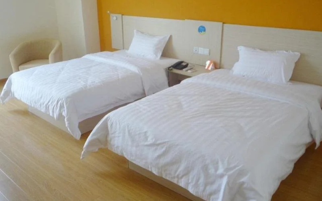 7Days Premium Beijing Zhongguancun Renmin University Suzhou Street Subway Station Branch – Guest Rooms – Beijing