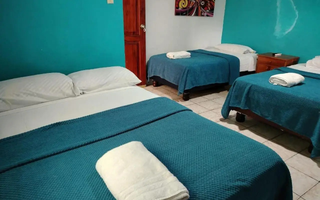 Hostal Puerto Ayora