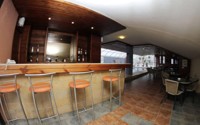 Madisson Hotel