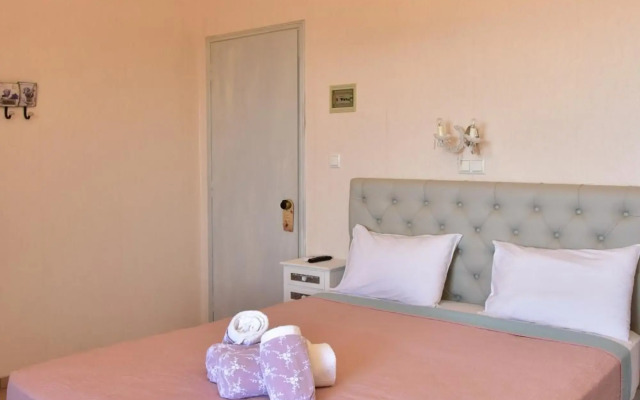 Petrakis Sea View