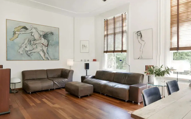 Luxurious Villa in Haarlem with Two Ponds