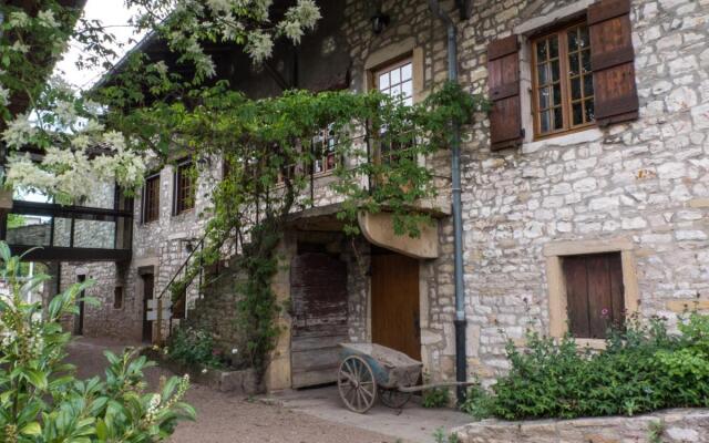 Logis Hôtel Restaurant La Vieille Ferme