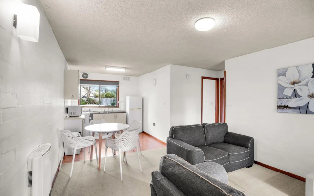 Eastern Beach Units #3