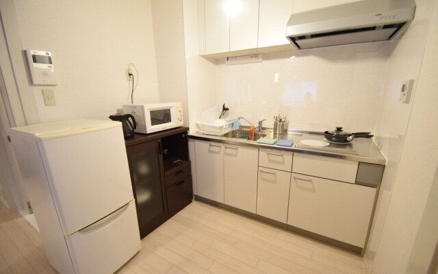 Clio Court Namba East