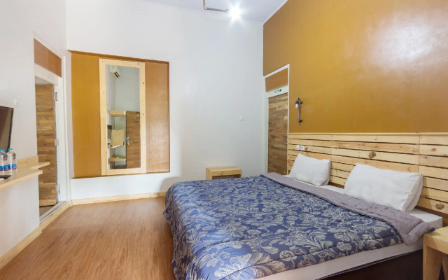 Zaen Hotel Syariah Solo – Guest Rooms – Surakarta