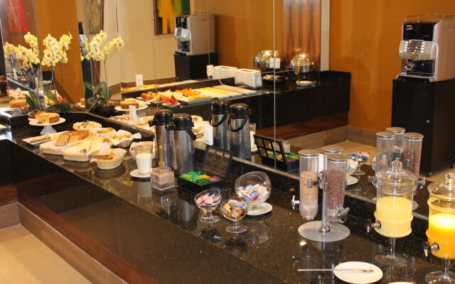 DOM Barra Hotel