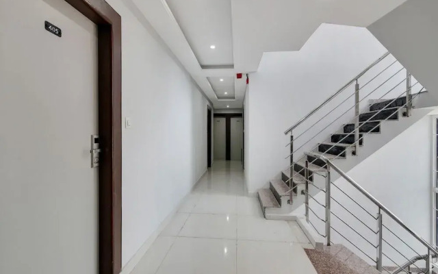 SilverKey Executive Stays 46745 Opposite Vinayaka Apartments