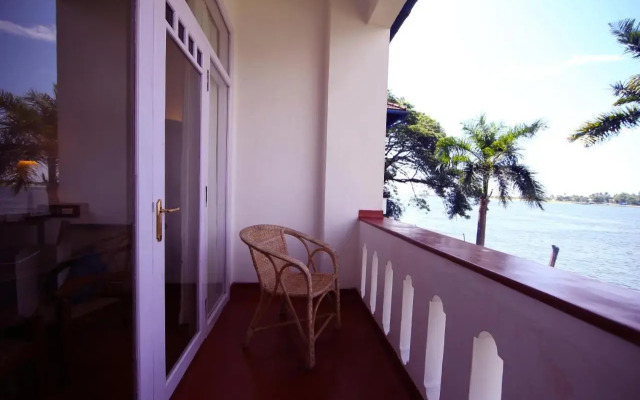 Brunton Boatyard - Cgh Earth