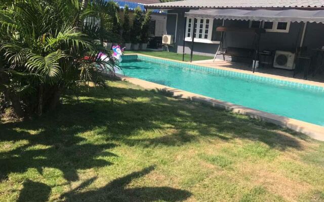 Pattaya Thai Earawan Pool Villas