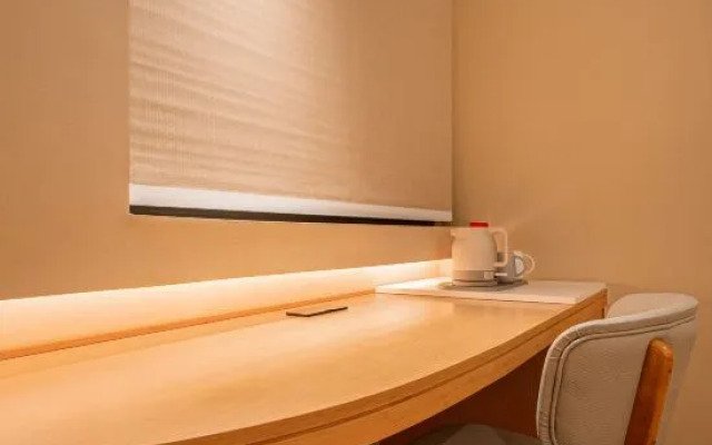 The Whisper Mountain Hotel