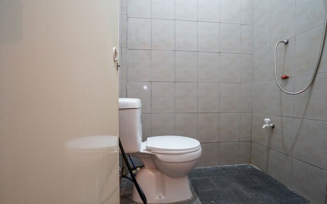 OYO 2036 Afifah Homestay Syariah