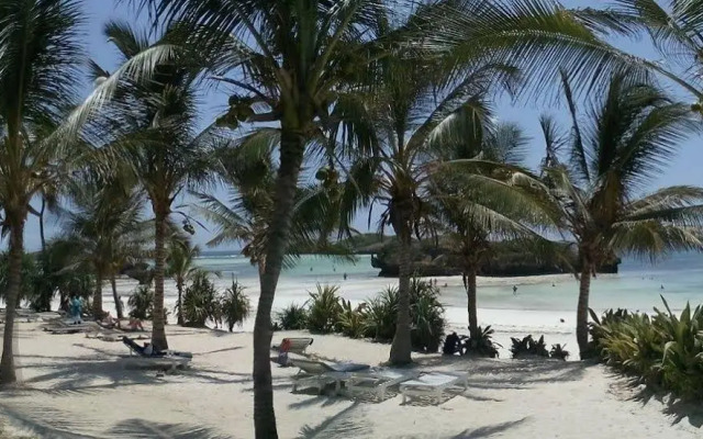 Sun Palm Beach Resort