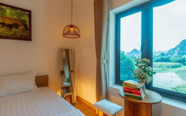 Sol Flow Retreat – Guest Rooms – Hoa Lu