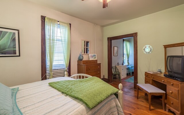 The Cottonwood Inn B&B