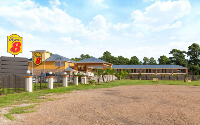 Super 8 by Wyndham Houston/Willowbrook/Hwy 249