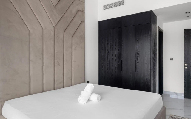 Charming 1bedroom With Pool and gym in Arjan