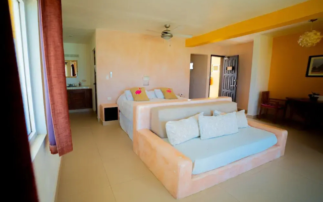 Flamingos Inn