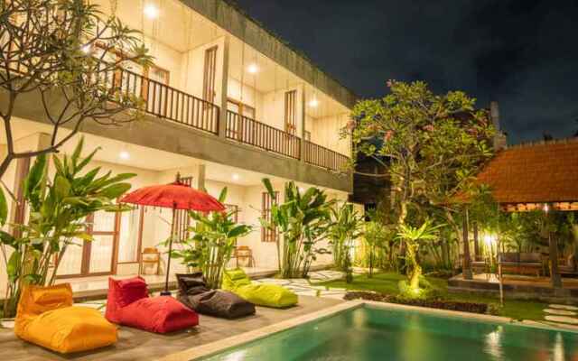 Mupu Jana G.House Keramas