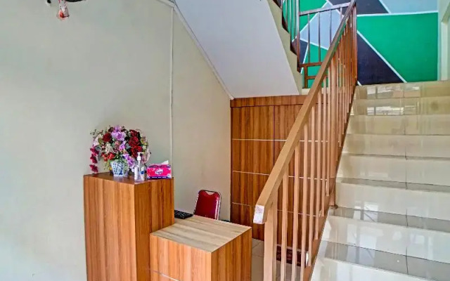 Collection O 91528 Garuda Residence Syariah
