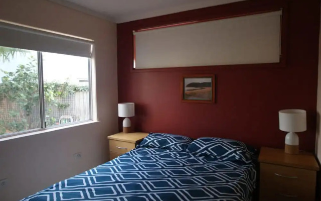 Shimoda On Illabunda Mckenzies Beach