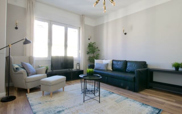 Standard Apartment by Hi5 - Tátra street