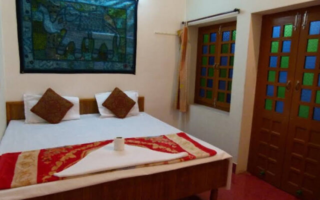 1 BR Guest house in Amar Sagar Pol, Gandhi Chowk, Jaisalmer, by GuestHouser (CF25)