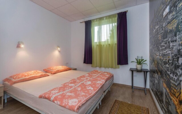 Beautiful Home in Medulin With Wifi and 5 Bedrooms