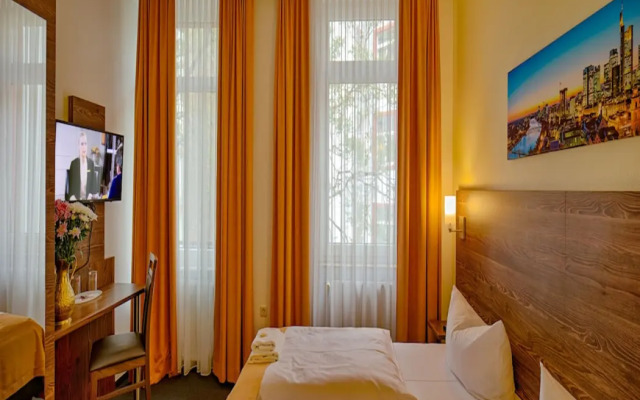 Hotel Little Paris