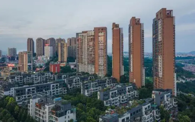 Chongqing Langqin Light Luxury Boutique Hotel
