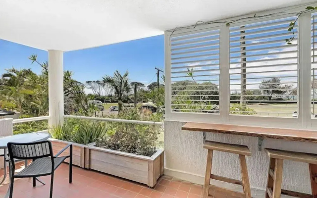 Sundeck Gardens