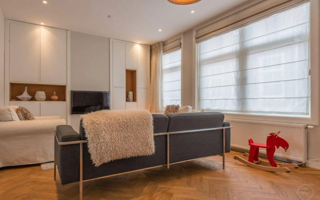 Nieuwmarkt Waag apartments