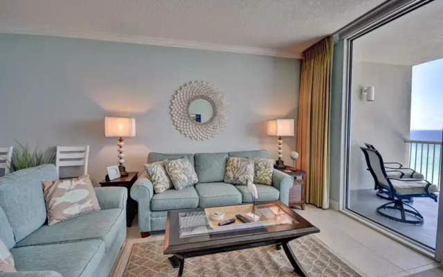 Palazzo Condo by Blue Sun
