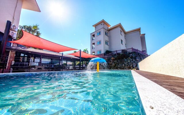 T Island Resort