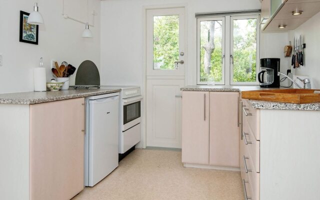 4 Person Holiday Home in Ebeltoft-by Traum