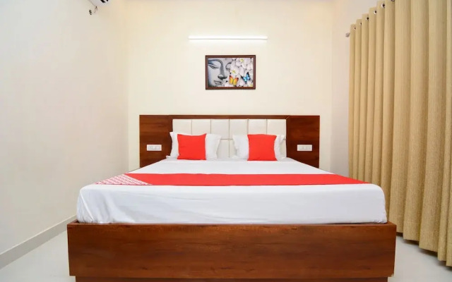 OYO 27061 Hotel Magnum